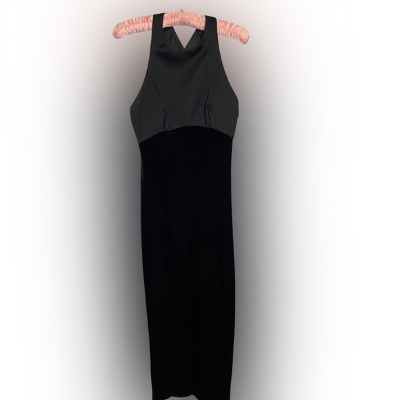 FULL length black gown high neck velour cross cross back size 6 - Picture 1 of 5